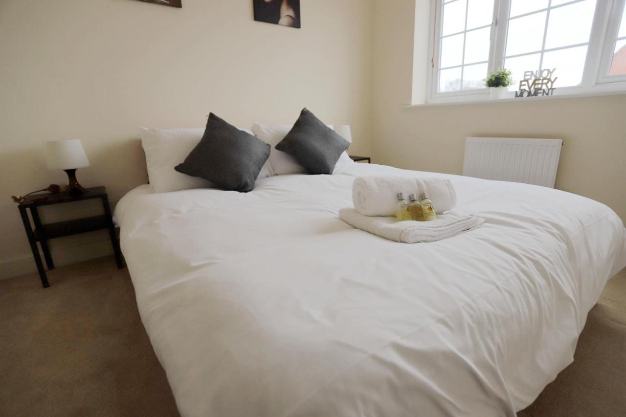 Easytravel Luxury Nec/Airport 3 Beds House Leilighet Birmingham Eksteriør bilde