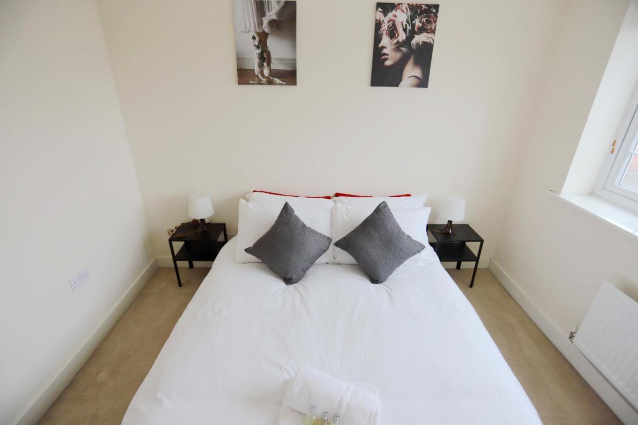 Easytravel Luxury Nec/Airport 3 Beds House Leilighet Birmingham Eksteriør bilde